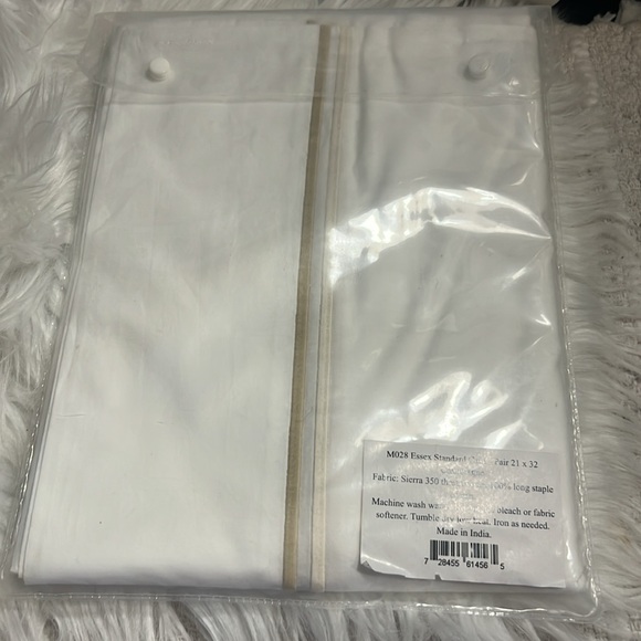 Matouk Standard Pillowcase Pair 21 X 32 Essex Champagne Cotton - Picture 4 of 6